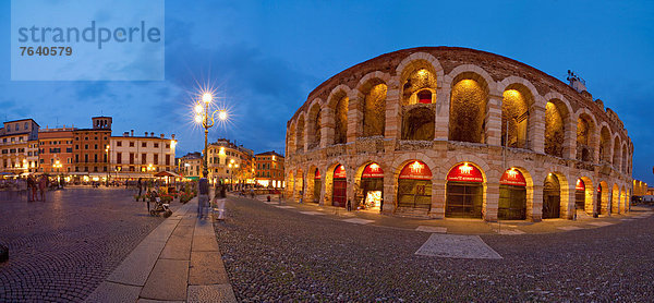 Europa  Stadt  Großstadt  Stadion  Amphitheater  Italien  römisch  Schweiz  Verona