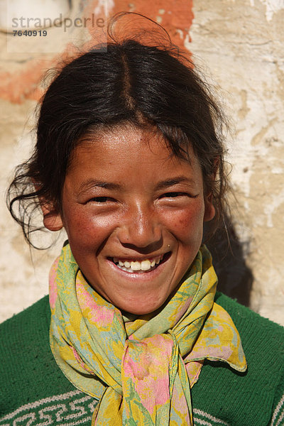Portrait  lächeln  Mensch  Tal  Ethnisches Erscheinungsbild  Mädchen  Asien  Indien  Ladakh