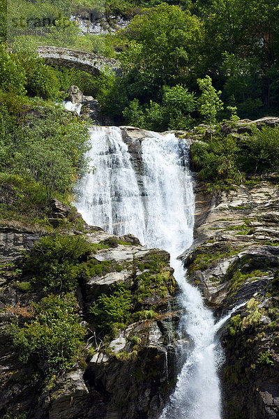 Europa Ereignis Wasserfall Schweiz