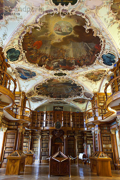 Europa Stadt Großstadt Bibliotheksgebäude UNESCO-Welterbe Kloster Schweiz
