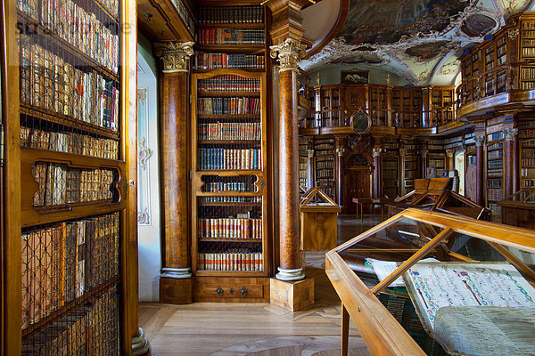 Europa Stadt Großstadt Bibliotheksgebäude UNESCO-Welterbe Kloster Schweiz