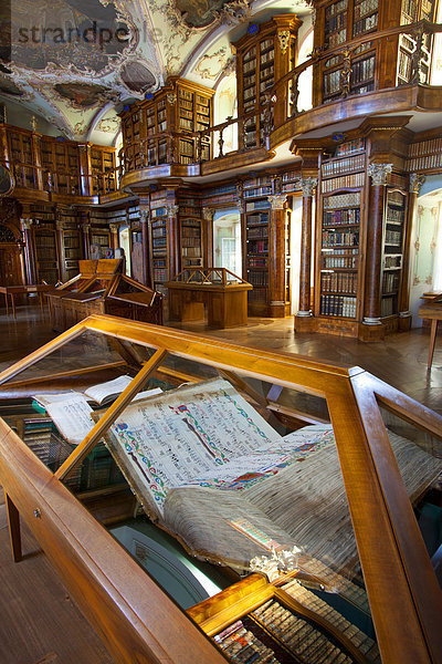 Europa Stadt Großstadt Bibliotheksgebäude UNESCO-Welterbe Kloster Schweiz