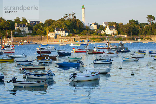 Hafen  Frankreich  Europa  Stadt  Großstadt  Boot  Leuchtturm  Bretagne