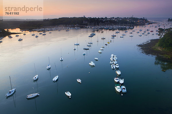 Hafen  Frankreich  Europa  Sonnenaufgang  Stadt  Großstadt  Boot  fließen  Fluss  Bretagne