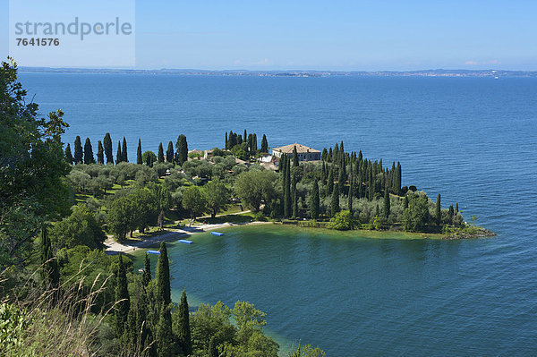 leer  Außenaufnahme  Landschaftlich schön  landschaftlich reizvoll  Europa  Tag  niemand  See  Gardasee  Italien