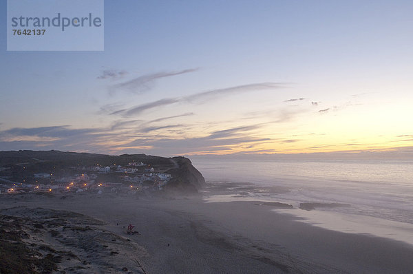 Landschaftlich schön  landschaftlich reizvoll  Europa  Strand  Sonnenuntergang  Landschaft  Küste  Algarve  Portugal
