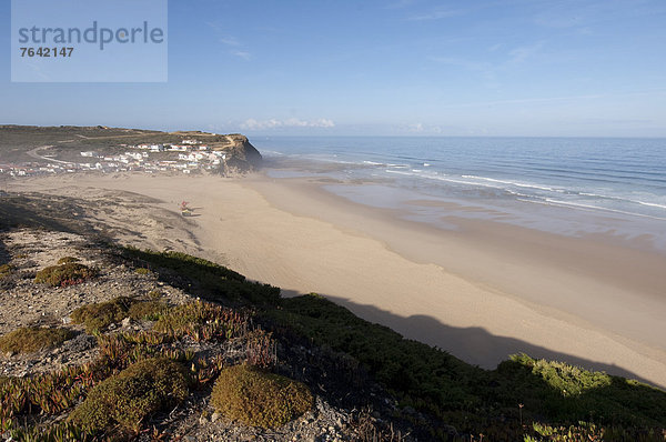Felsbrocken  Landschaftlich schön  landschaftlich reizvoll  Europa  Strand  Landschaft  Steilküste  Küste  Meer  Sand  schwimmen  Sandstrand  Algarve  Portugal