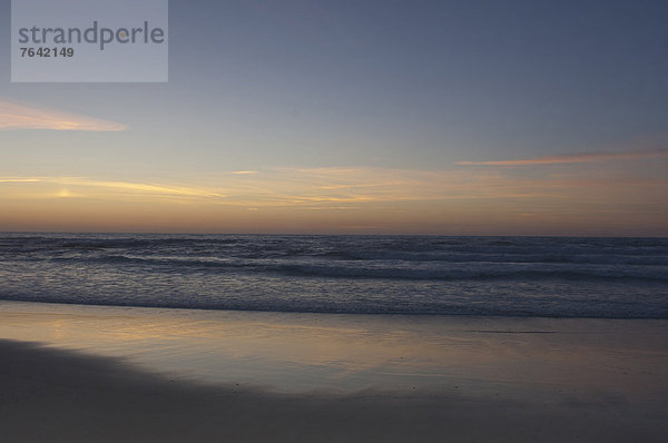 Landschaftlich schön  landschaftlich reizvoll  Europa  Sonnenuntergang  Landschaft  Sand  Sandstrand  Algarve  Portugal