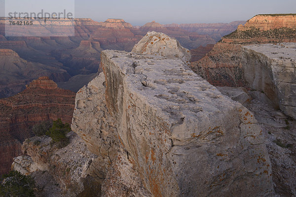 Vereinigte Staaten von Amerika  USA  Nationalpark  Felsbrocken  Landschaft  Amerika  Wunder  Natur  Nordamerika  Arizona  Süden  Grand Canyon  Hochebene  UNESCO-Welterbe  South Rim  Williams