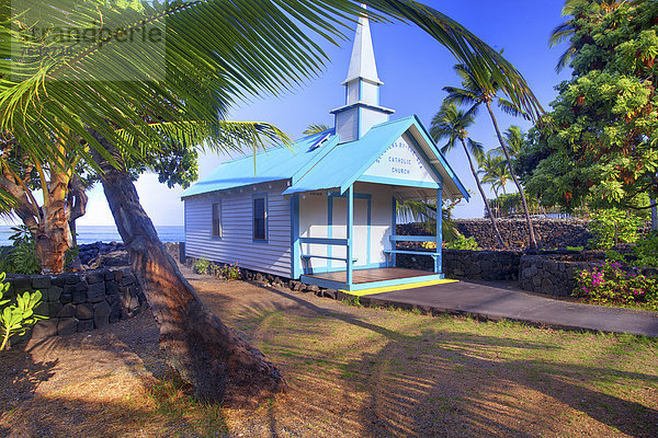 Vereinigte Staaten von Amerika  USA  Hawaii  Big Island  Amerika  klein  Kirche  Kirchturm  Kapelle  Hawaii  Maui  alt