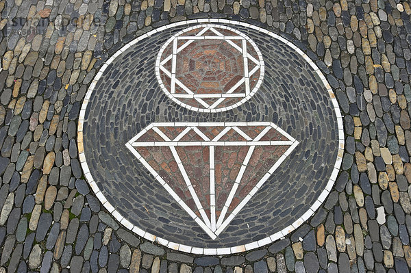 Kristall  Steinmosaik vor einem Juweliergeschäft  Freiburg im Breisgau  Baden-Württemberg  Deutschland  Europa