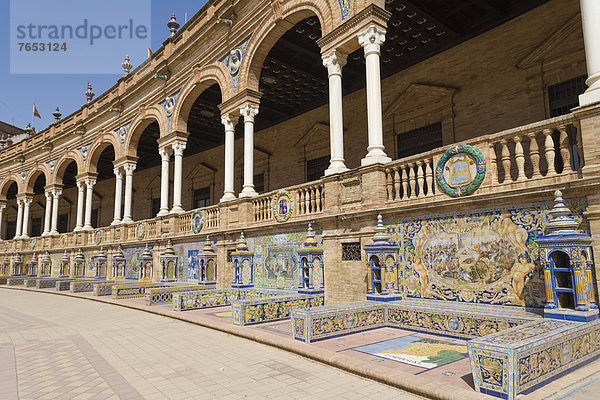 Fliesenboden  Europa  Wand  Laubengang  Laube  Sevilla  Andalusien  Spanien
