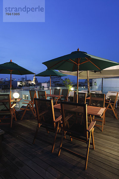Restaurant terrace