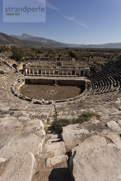 Theater in der antiken Stadt Aphrodisias  heutige Stadt Geyre  Türkei