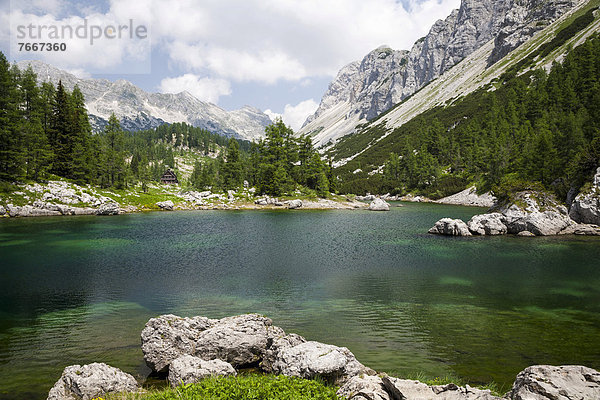 Koca pri Triglavskih jezerih  Sieben-Seen-Hütte  Nationalpark Triglav  Slowenien  Europa