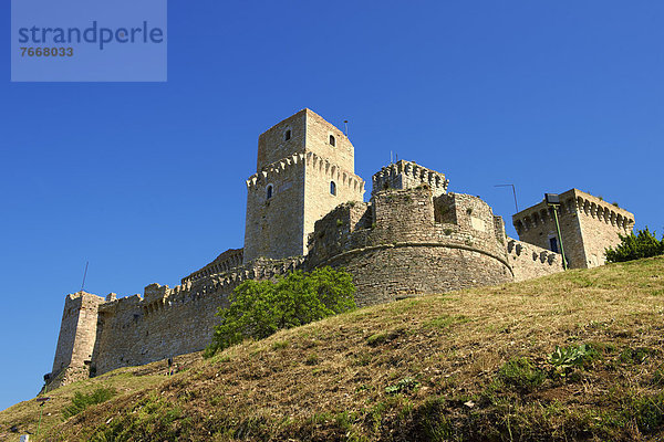Mittelalterliche Festung  Rocca Maggiore  Burg auf einem Hügel oberhalb von Assisi  Italien  Europa