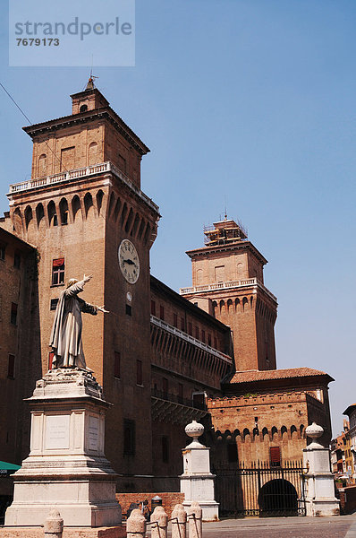 Palast Schloß Schlösser Monument Ferrara Italien