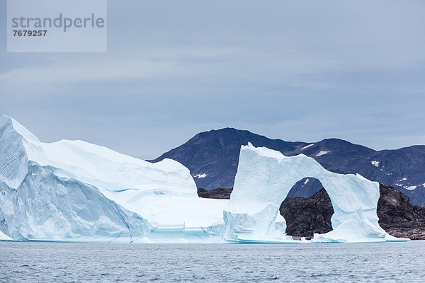 Grounded icebergs  Sydkap  Scoresbysund  Northeast Greenland  Polar Regions