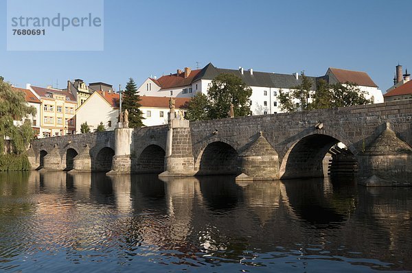 Europa  Stein  Brücke  Tschechische Republik  Tschechien  Gotik