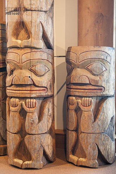 Stange Museum Nordamerika Totempfahl British Columbia Kanada