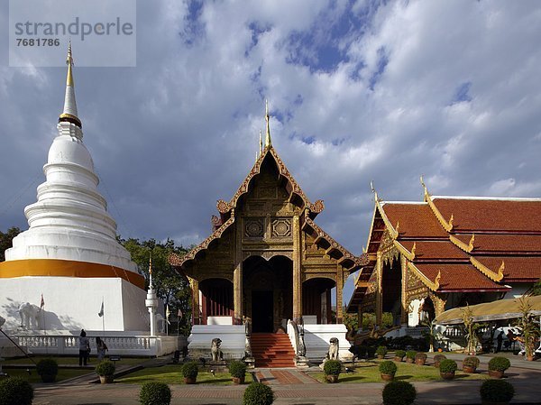 Wohnhaus Kunst Beispiel bauen fünfstöckig Buddhismus König - Monarchie Chedi Thailand