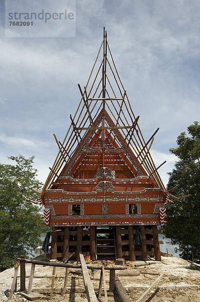 bauen Lifestyle Tradition Wohnhaus Gerüst Bambus Südostasien Asien Indonesien Sumatra