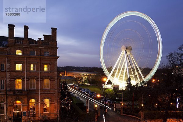 Europa  Großbritannien  Hotel  Monarchie  Yorkshire and the Humber  Abenddämmerung  England  rad