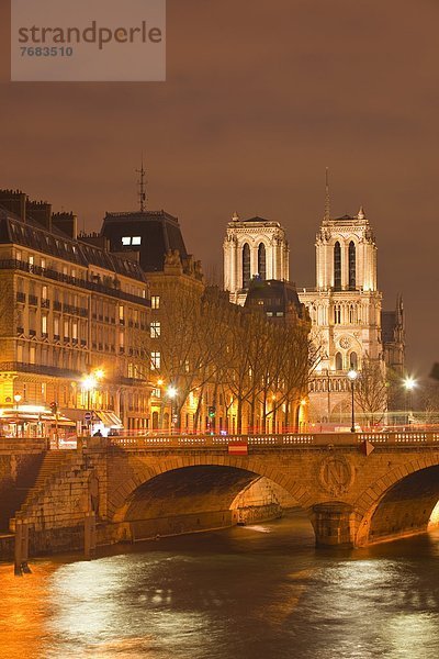 Paris Hauptstadt Frankreich Europa Nacht Kathedrale