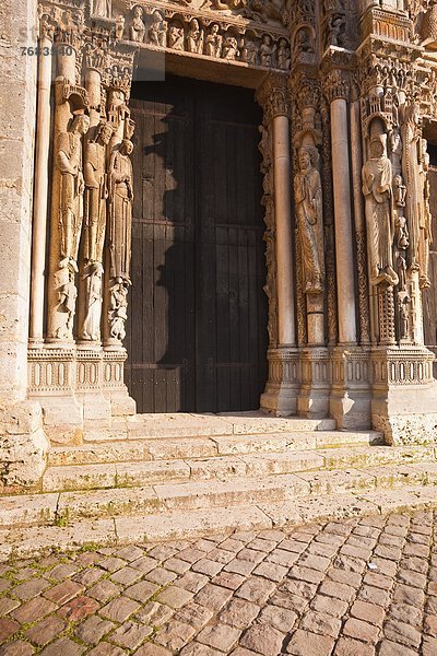 Anschnitt  Frankreich  Europa  Kathedrale  UNESCO-Welterbe  Chartres  Eure-et-Loir