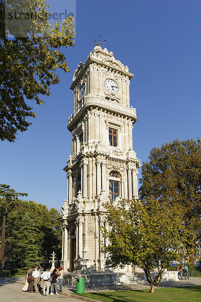 Barocker Uhrturm von Dolmabahçe  Dolmabahce