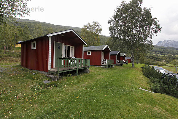 Hütten auf Campingplatz nahe dem Geirangerfjord  Møre og Romsdal  Norwegen  Nordeuropa