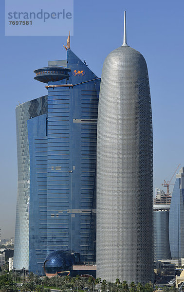 Skyline von Doha mit Al Bidda Tower  World Trade Center  Palm Tower 1 and 2  Burj Qatar Tower