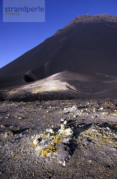 Felsbrocken  bedecken