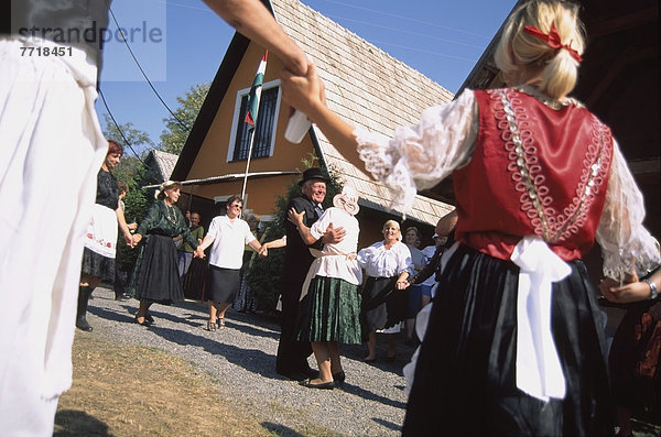 Tradition  tanzen  Dorf