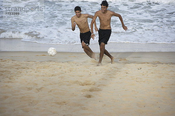 Mann  Spiel  Strand  Brasilien  Football