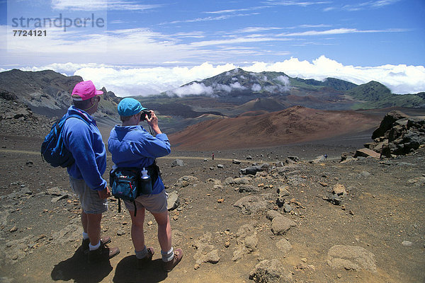hinter  Haleakala  East Maui Volcano  nehmen  wandern  Ansicht  Gemälde  Bild  Krater  Hawaii  Maui