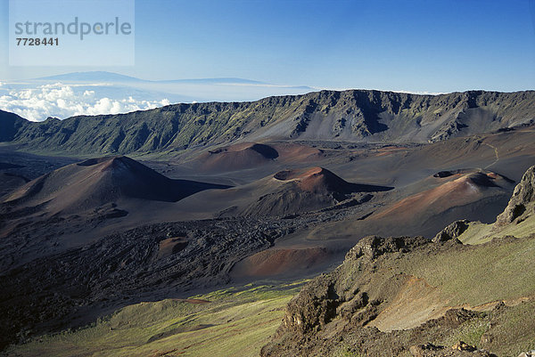 blauer Himmel  wolkenloser Himmel  wolkenlos  Hawaii  Maui