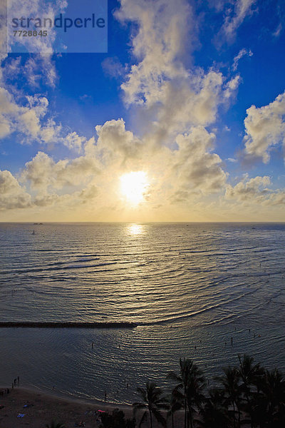 Strand  Sonnenuntergang  über  Ozean  Hawaii  Oahu  Waikiki