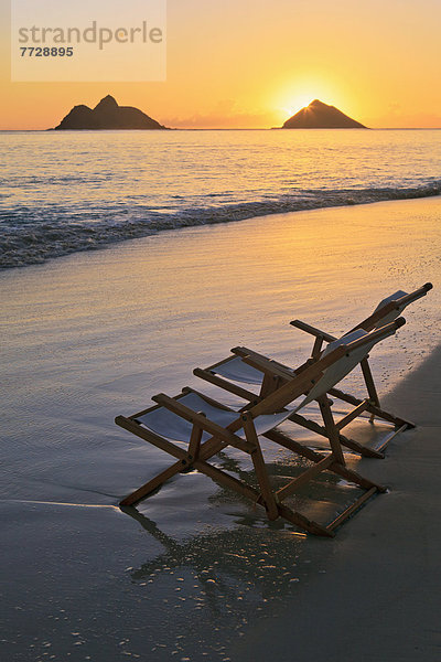 leer  Stuhl  Strand  Sonnenuntergang  Paar  Paare  Hawaii