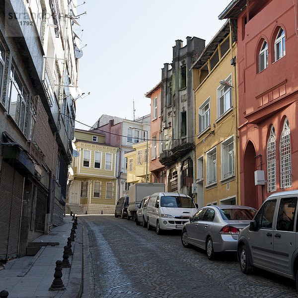Auto Gebäude Straße bunt parken vorwärts Istanbul