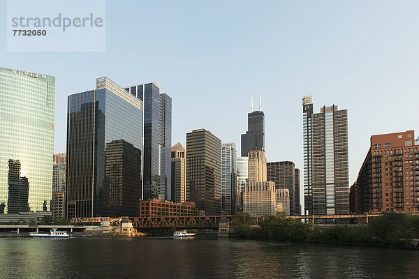 Skyline  Skylines  Amerika  Himmel  Ufer  blau  Verbindung  Chicago  Illinois