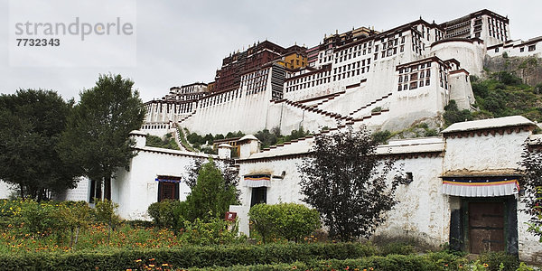 China  Lhasa  Potala Palast