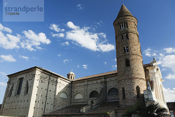 Stein  Wolke  Himmel  Ziegelstein  Kirche  Emilia-Romangna  Italien  Ravenna  rund