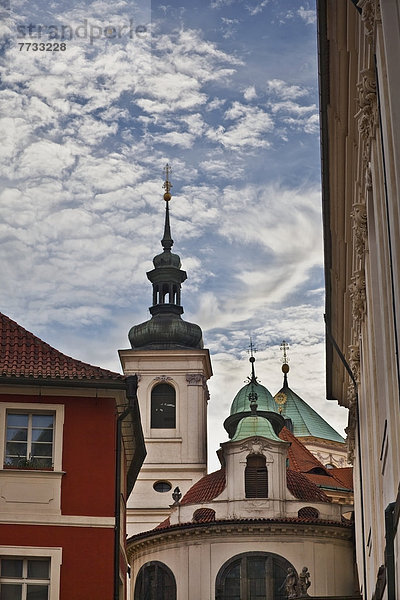 Dach  Prag  Hauptstadt  Gebäude  grün  Kirchturm  Tschechische Republik  Tschechien