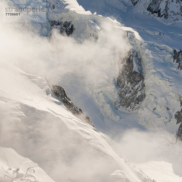 Berg  bedecken  Wolke  Ansicht  Luftbild  Fernsehantenne  Schnee