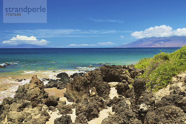 Wasserrand  Felsbrocken  sitzend  Berg  Felsen  Küste  Sand  Insel  vorwärts  hawaiianisch