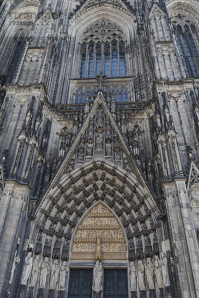 Kölner Dom  Westseite  Hauptportal