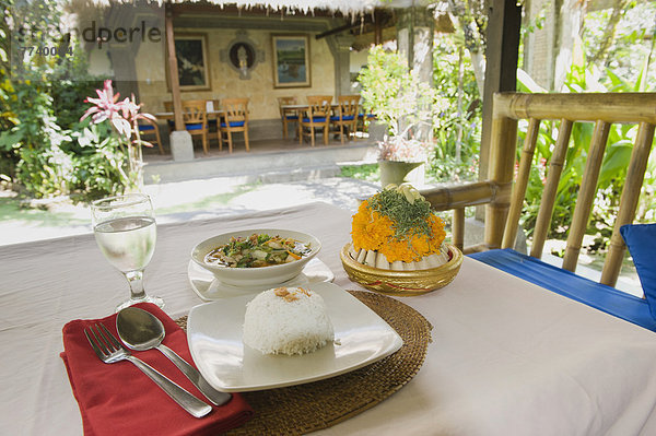 Cap Cay  Gemüse mit Reis  in einem Cafe in Ubud