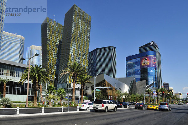 USA  Nevada  Blick auf die Veer Towers am Strip of Las Vegas