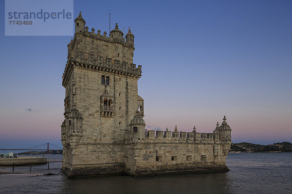 Portugal  Lissabon  Blick auf den Turm von Belem